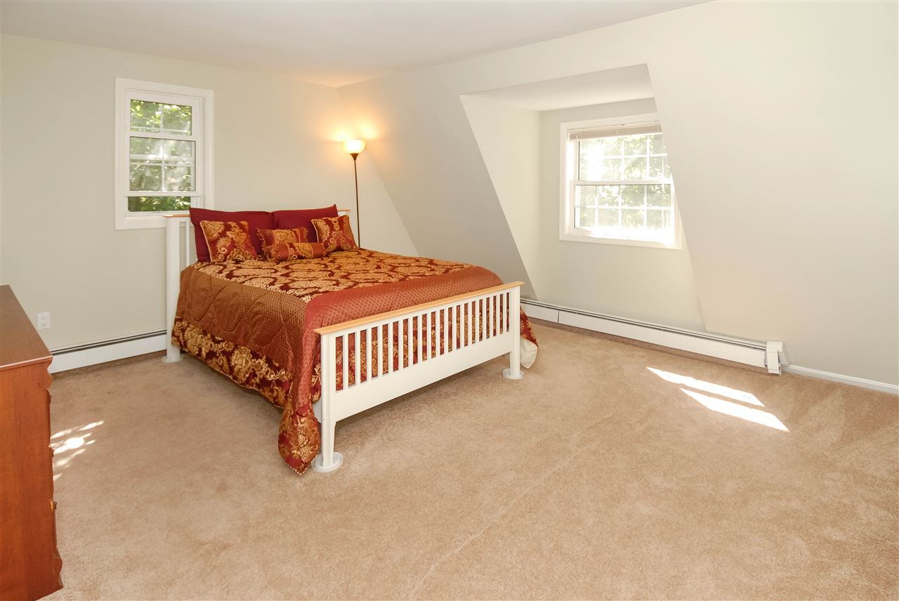 8 Westview Drive Rochester, NH 03867 - Photo 23 of 31