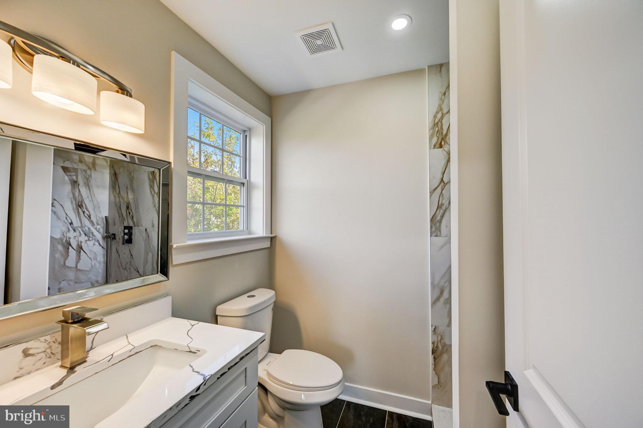 9412 Krewstown Road Philadelphia, PA 19115 - Photo 18 of 33