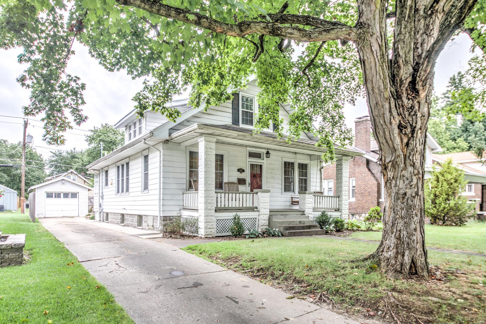 1017 Troy Road Edwardsville, IL 62025 - Photo 1 of 25 Gallery Image 1