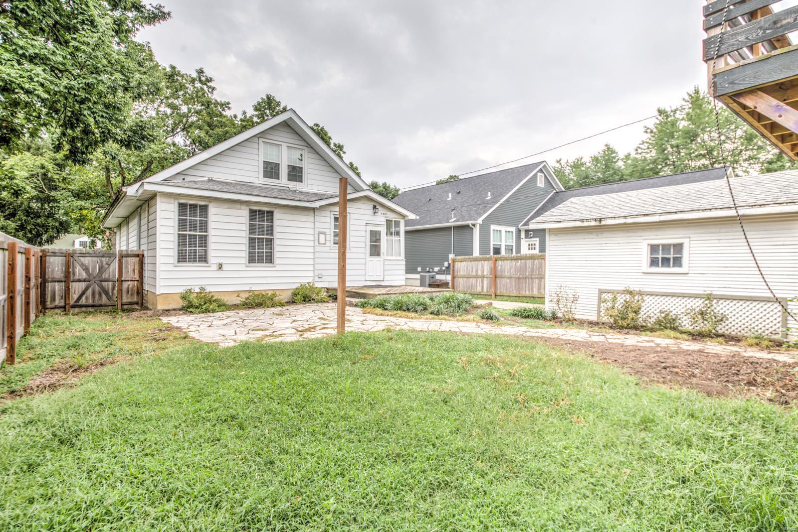 1017 Troy Road Edwardsville, IL 62025 - Photo 7 of 25 Gallery Image 7