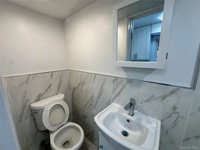 $2,000 | 216 1st Street, Unit 1, Yonkers, NY 10704