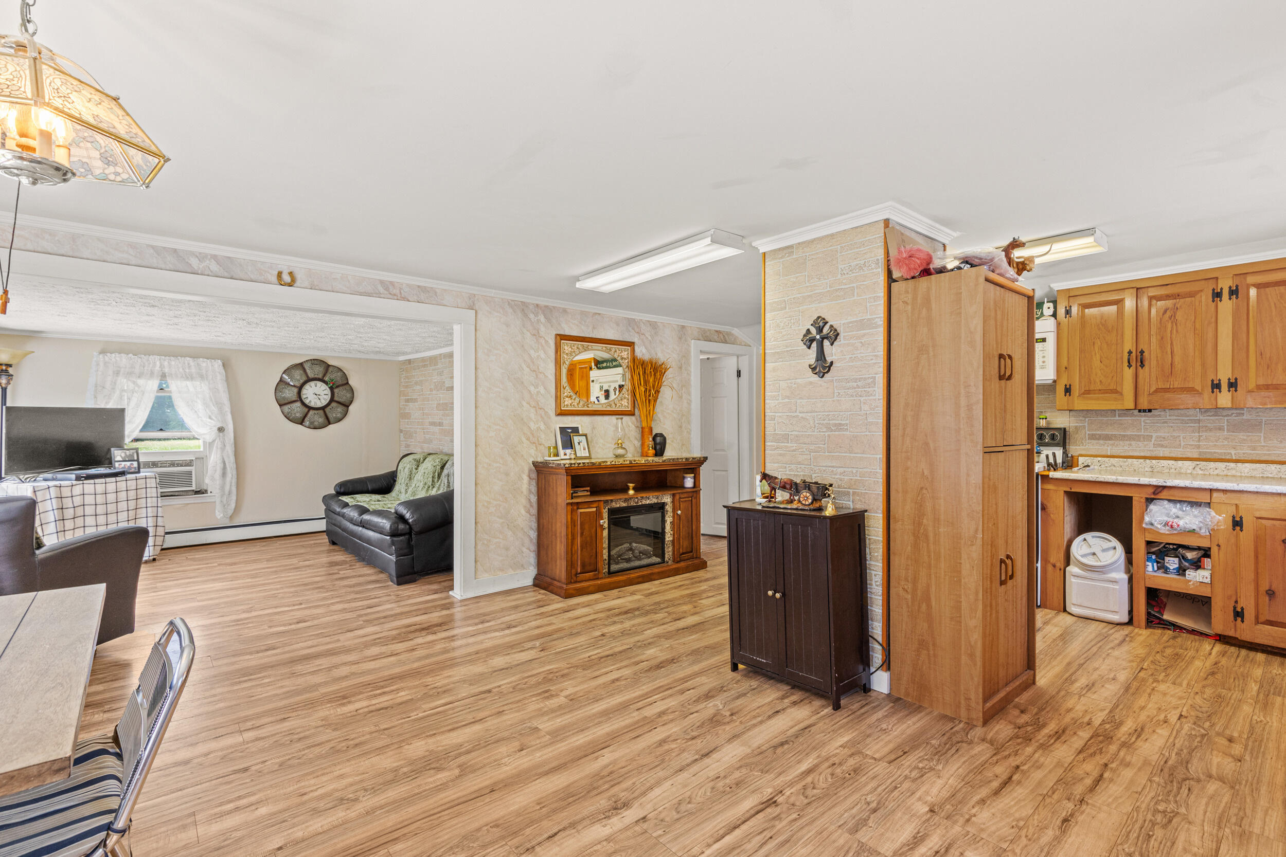 295 Buxton Road Saco, ME 04072 - Photo 5 of 50 295 buxton rd, saco_22