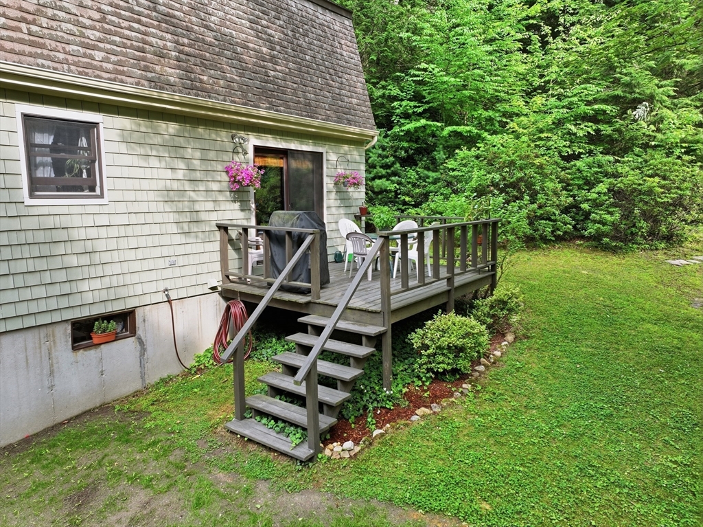 46 Prospect Street Rutland, MA 01543 - Photo 20 of 23