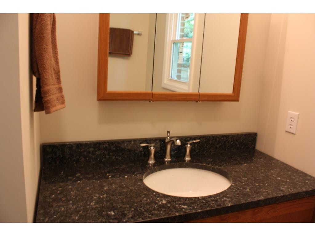 117 Oak Timbers Road Telford, TN 37690 - Photo 12 of 32 New Granite Vanity