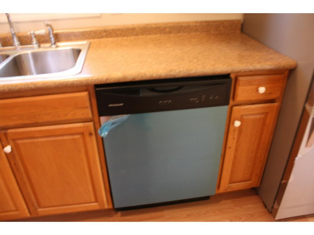 117 Oak Timbers Road Telford, TN 37690 - Photo 7 of 32 New Dishwasher