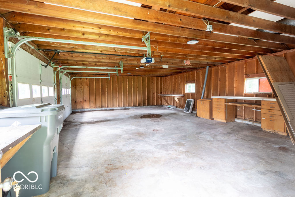 6741 Camby Road Indianapolis, IN 46221 - Photo 14 of 37 Gallery Image 14