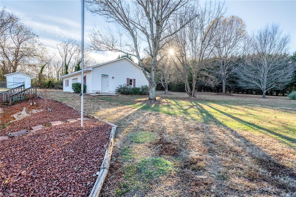 195 Golfcrest Road Denton, NC 27239 - Photo 17 of 24