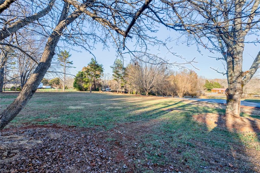 195 Golfcrest Road Denton, NC 27239 - Photo 19 of 24