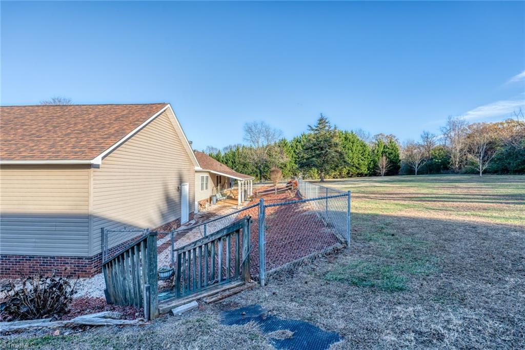 195 Golfcrest Road Denton, NC 27239 - Photo 20 of 24