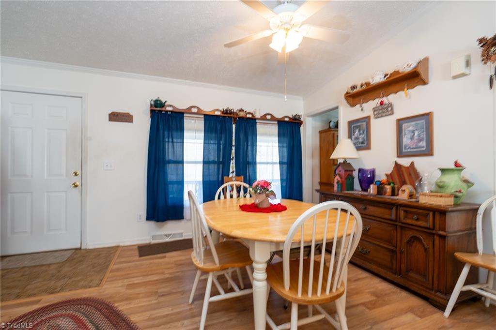 195 Golfcrest Road Denton, NC 27239 - Photo 9 of 24