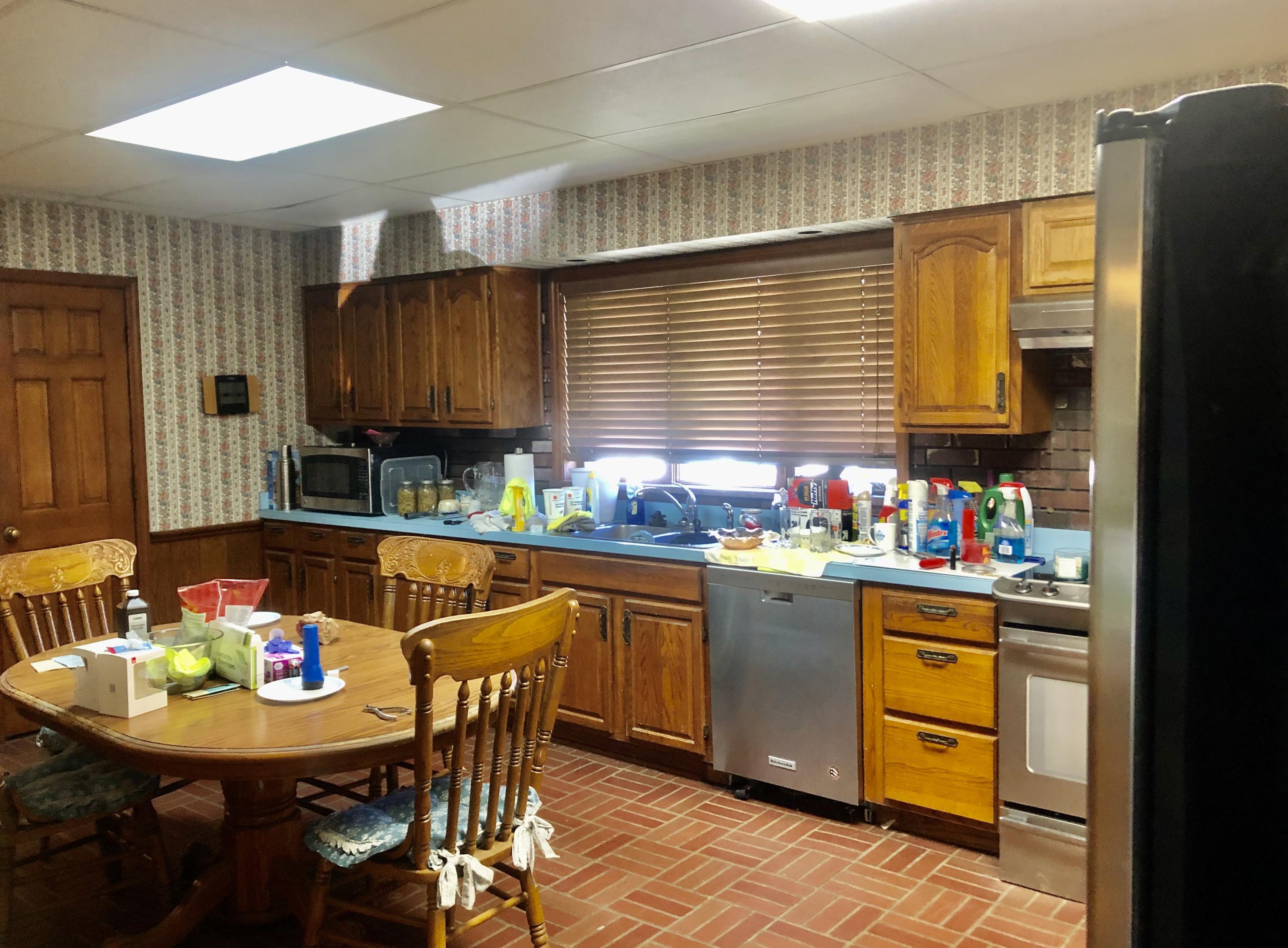 11628 Rockbridge Road Coeburn, VA 24230 - Photo 15 of 40 IMG_1997