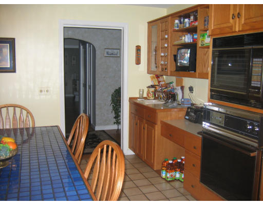 25 Ridgeway Circle Springfield, MA 01118 - Photo 12 of 30