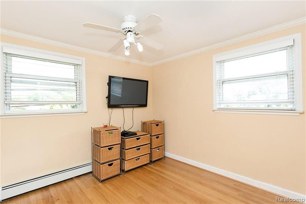 2830 West 13 Mile Road Royal Oak, MI 48073 - Photo 19 of 23