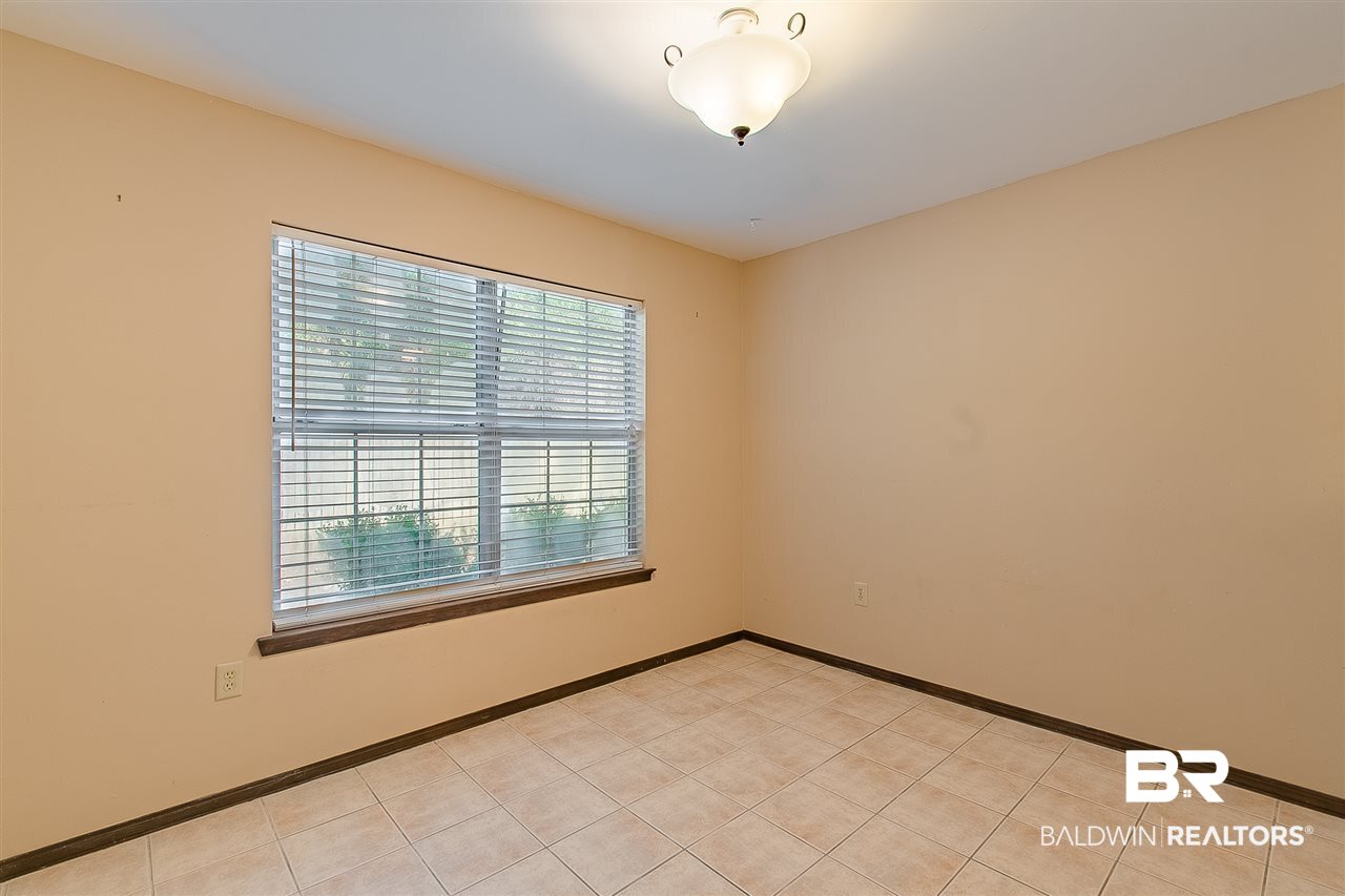 116 Michael Loop Daphne, AL 36526 - Photo 15 of 40 Dining Room