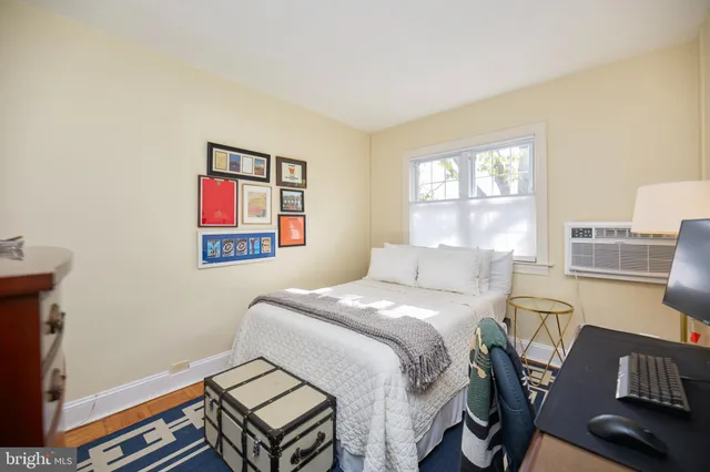 $2,550 | 1638 Mt Eagle Place, Alexandria, VA 22302