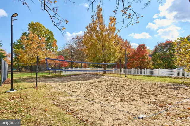 $2,550 | 1638 Mt Eagle Place, Alexandria, VA 22302