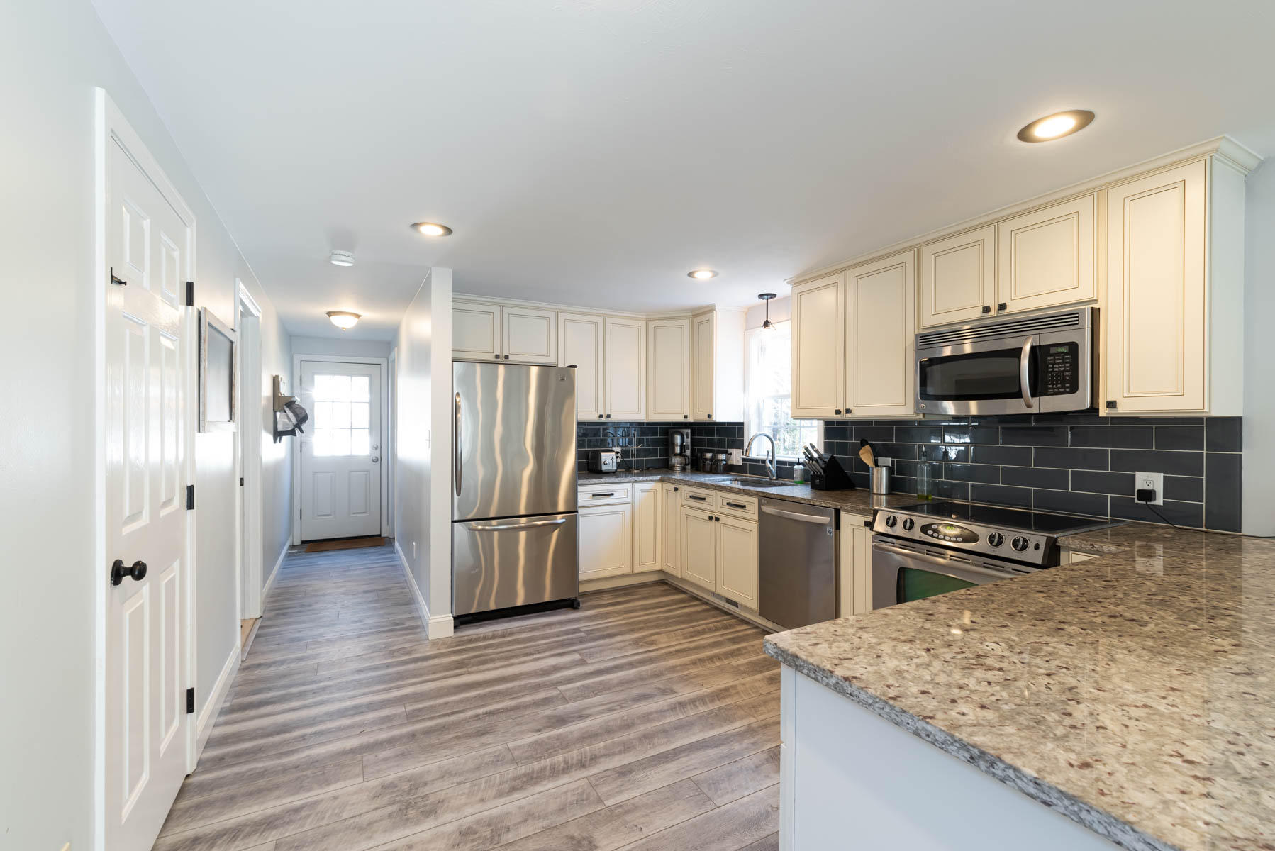 47 Fox Hill Road Mashpee, MA 02649 - Photo 3 of 54 47FoxHill-2055