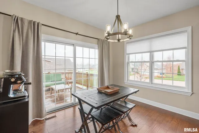 $539,900 | 27 Blackstone Circle, Le Claire, IA 52753