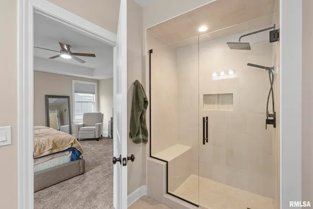 $539,900 | 27 Blackstone Circle, Le Claire, IA 52753