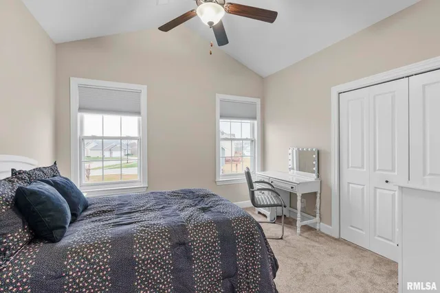 $539,900 | 27 Blackstone Circle, Le Claire, IA 52753