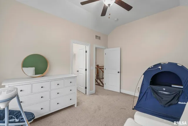 $539,900 | 27 Blackstone Circle, Le Claire, IA 52753