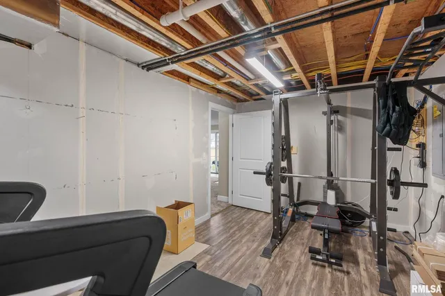 $539,900 | 27 Blackstone Circle, Le Claire, IA 52753