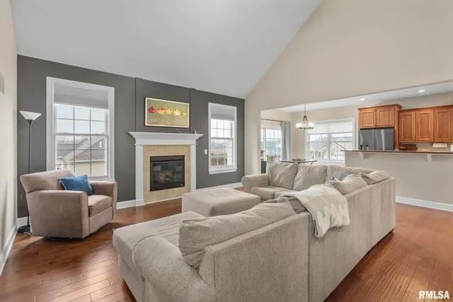 $539,900 | 27 Blackstone Circle, Le Claire, IA 52753