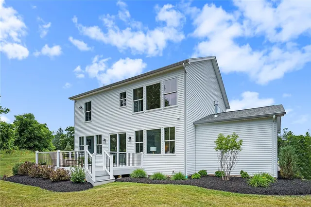 $534,900 | 73 Chase Meadow Trail, Mendon, NY 14472