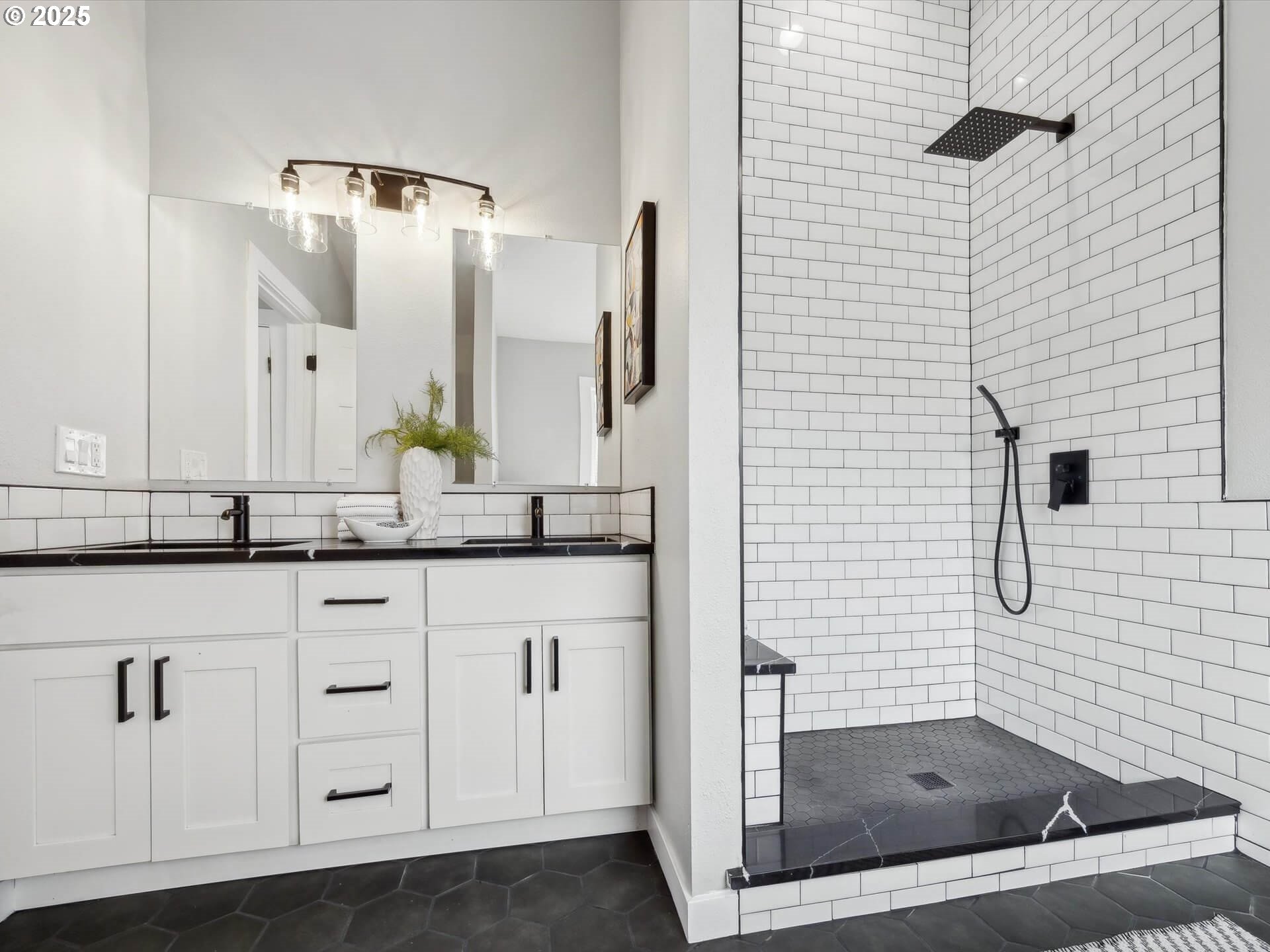 7920 Southeast Orient Drive Gresham, OR 97080 - Photo 16 of 45