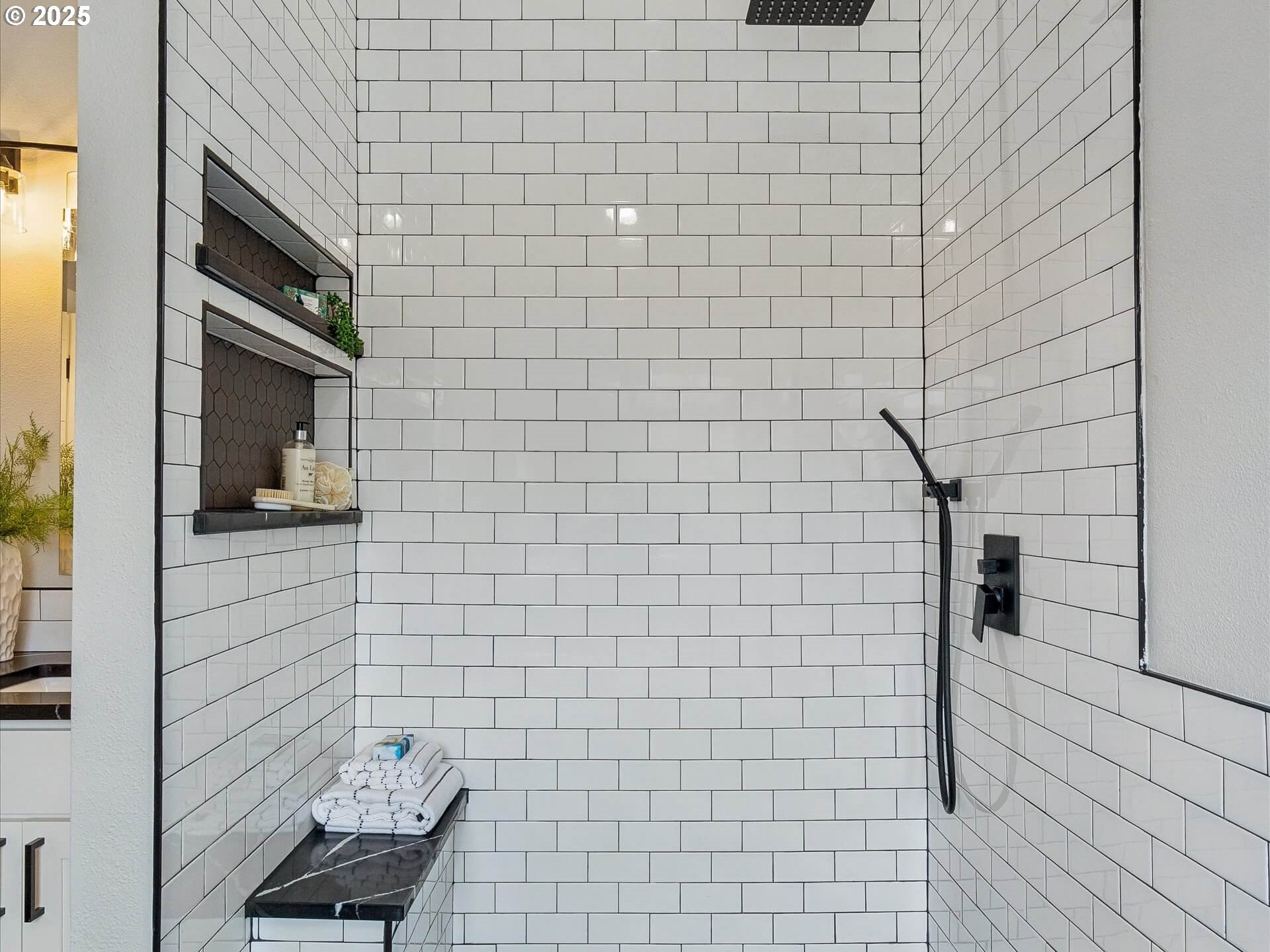 7920 Southeast Orient Drive Gresham, OR 97080 - Photo 18 of 45