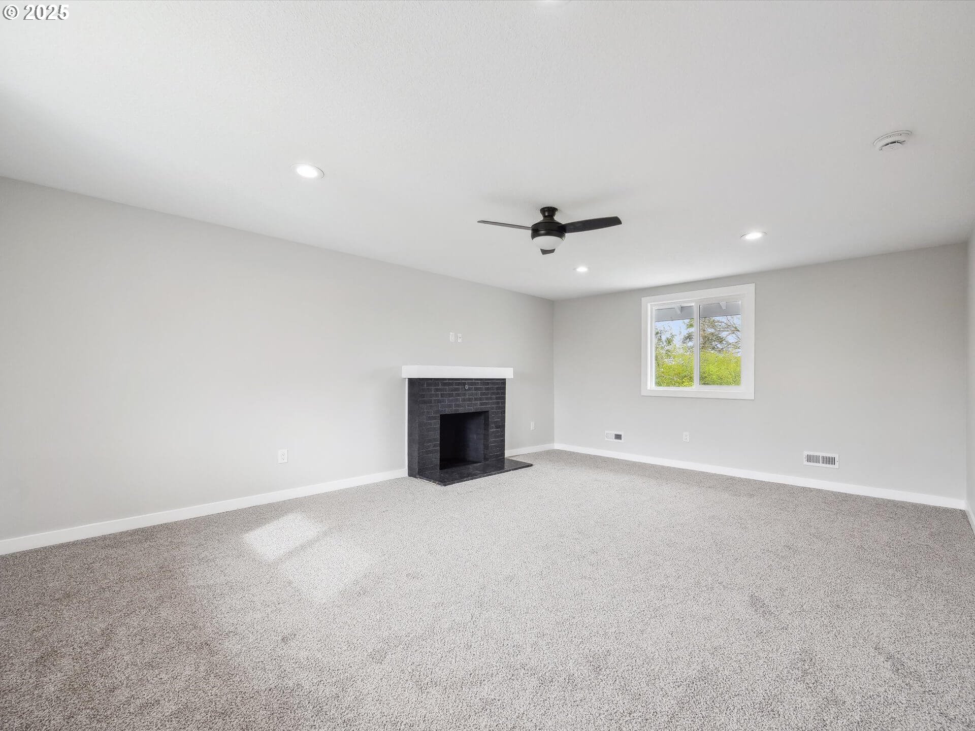 7920 Southeast Orient Drive Gresham, OR 97080 - Photo 24 of 45