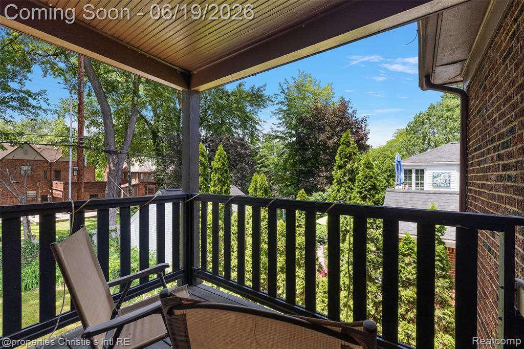 1251 Bishop Road Grosse Pointe, MI 48230 - Photo 34 of 50