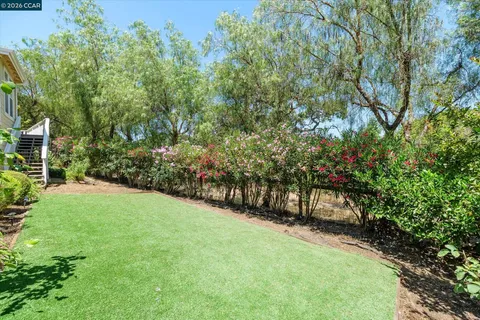 $898,000 | 376 Sterling Way, San Rafael, CA 94903