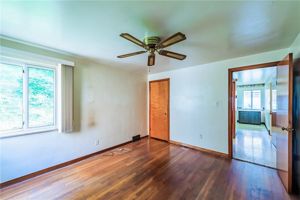 4900 Verona Road Verona, PA 15147 - Photo 14 of 25 Gallery Image 14