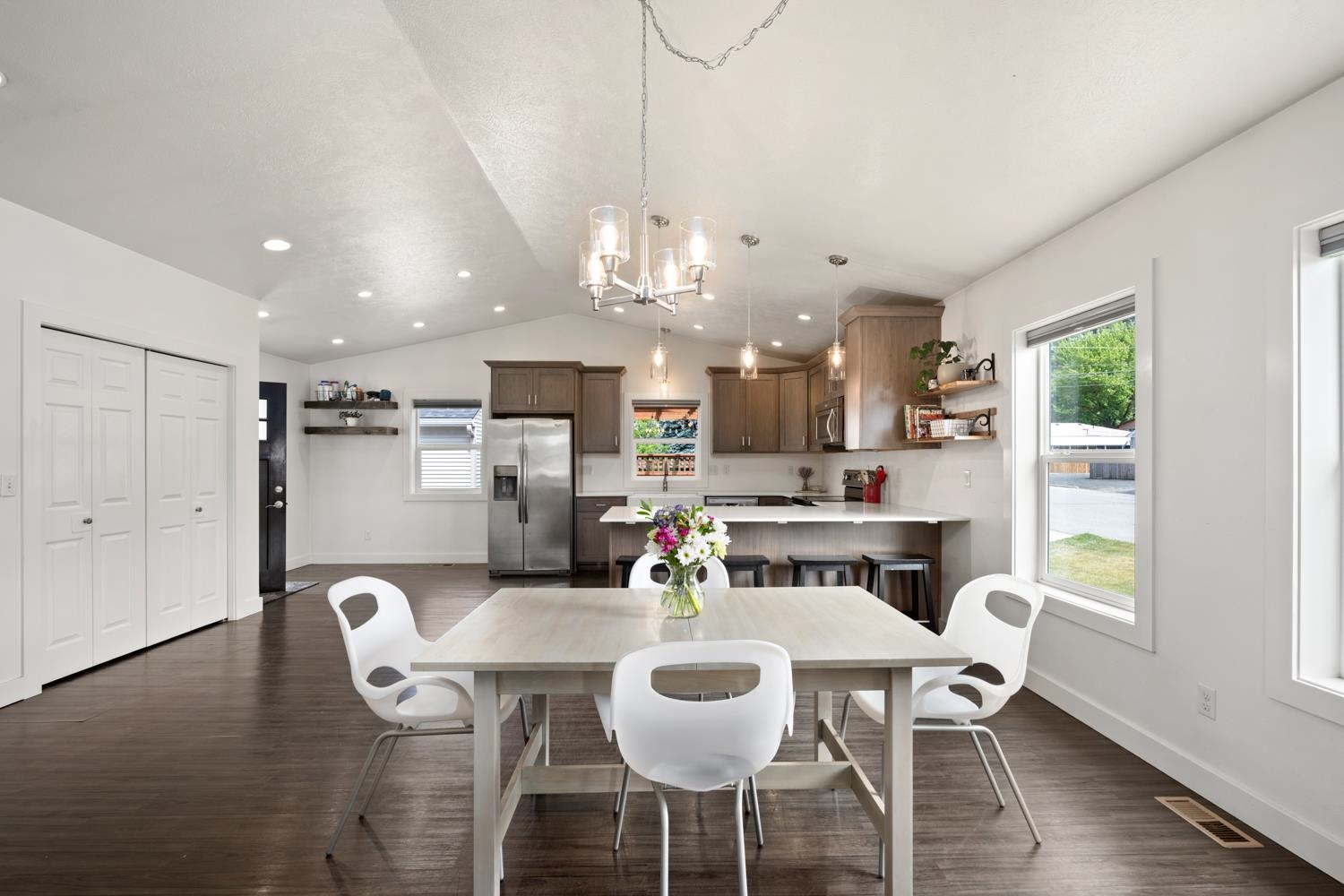 306 West 3rd Street Cheney, WA 99004 - Photo 13 of 50