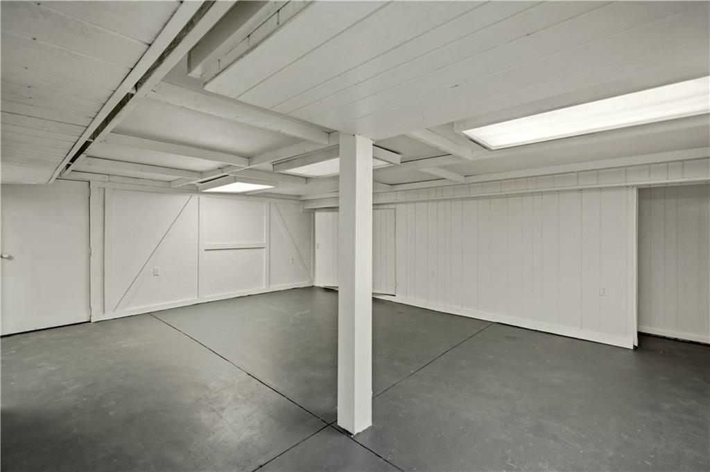 220 Cochran Road Mt. Lebanon, PA 15228 - Photo 32 of 35 a view of an empty room