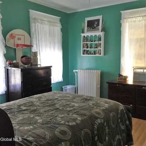 $565,000 | 484 Kenwood Avenue, Bethlehem, NY 12054