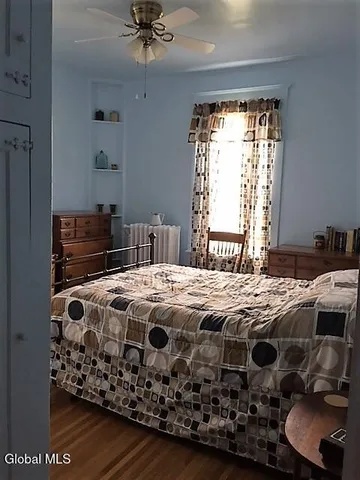 $565,000 | 484 Kenwood Avenue, Bethlehem, NY 12054