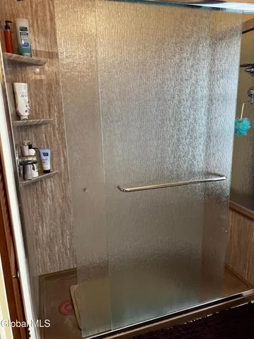 $565,000 | 484 Kenwood Avenue, Bethlehem, NY 12054