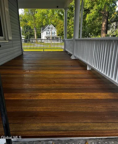 $565,000 | 484 Kenwood Avenue, Bethlehem, NY 12054