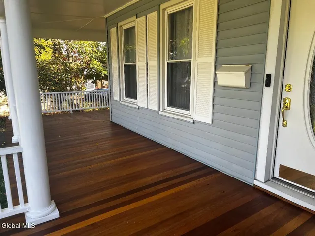 $565,000 | 484 Kenwood Avenue, Bethlehem, NY 12054