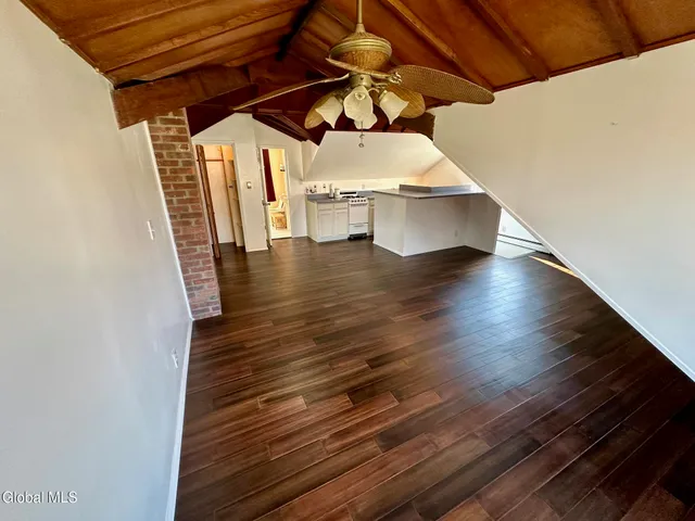 $565,000 | 484 Kenwood Avenue, Bethlehem, NY 12054