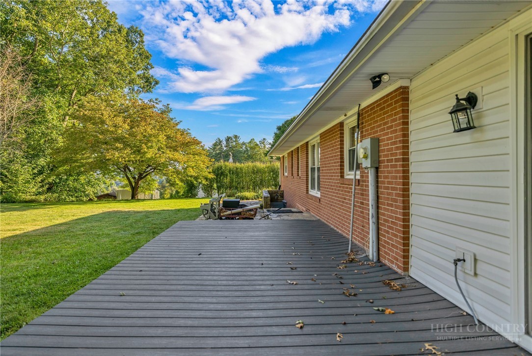191 Greensboro Road Crumpler, NC 28617 - Photo 4 of 43 Gallery Image 4