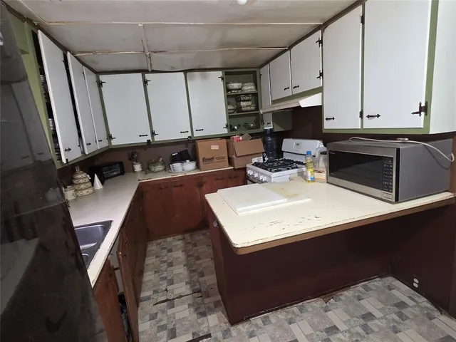 $54,945 | 505 North Baylor Avenue, Breckenridge, TX 76424