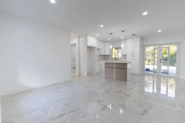 $499,900 | 5431 23rd Avenue Southwest, Naples, FL 34116