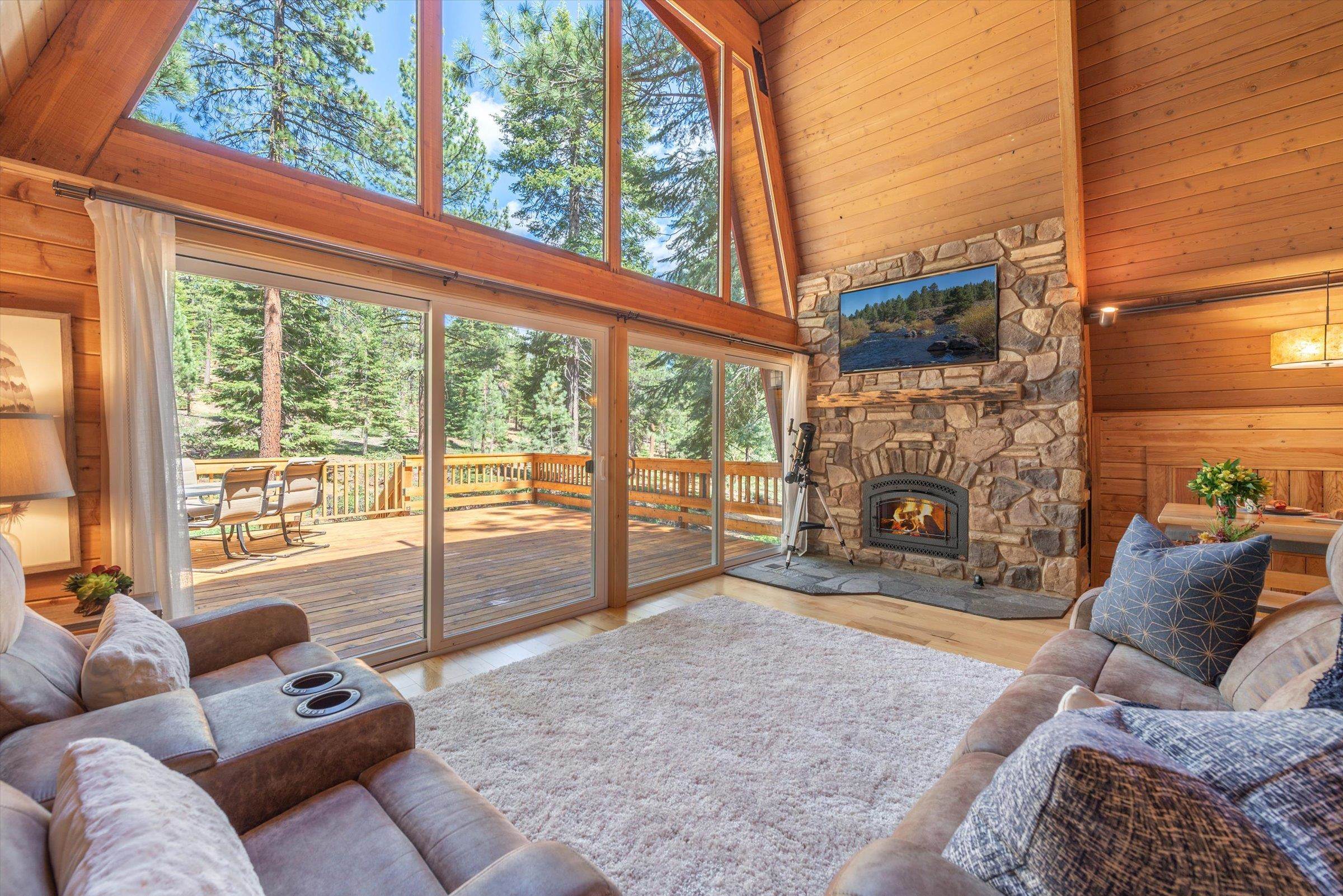11515 Kitzbuhel Road Truckee, CA 96161 - Photo 3 of 21 Gallery Image 3