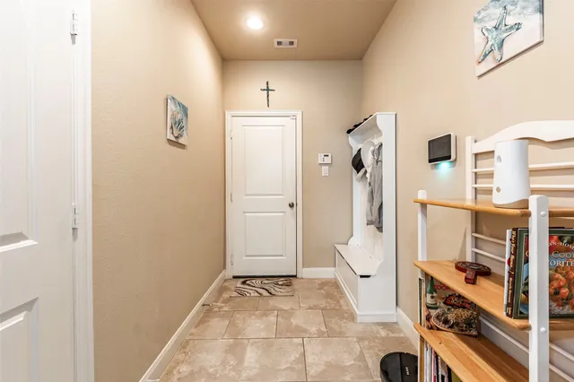 a view of a livingroom with furniture
