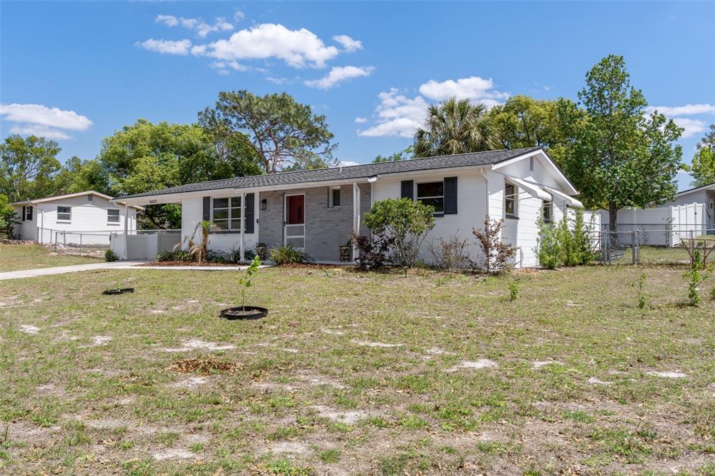 9462 Midway Street Spring Hill, FL 34608 - Photo 2 of 35
