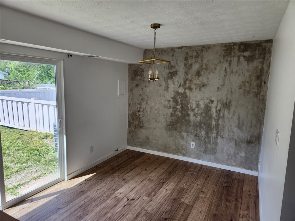 153 Windsorshire Drive Ogden, NY 14624 - Photo 6 of 24