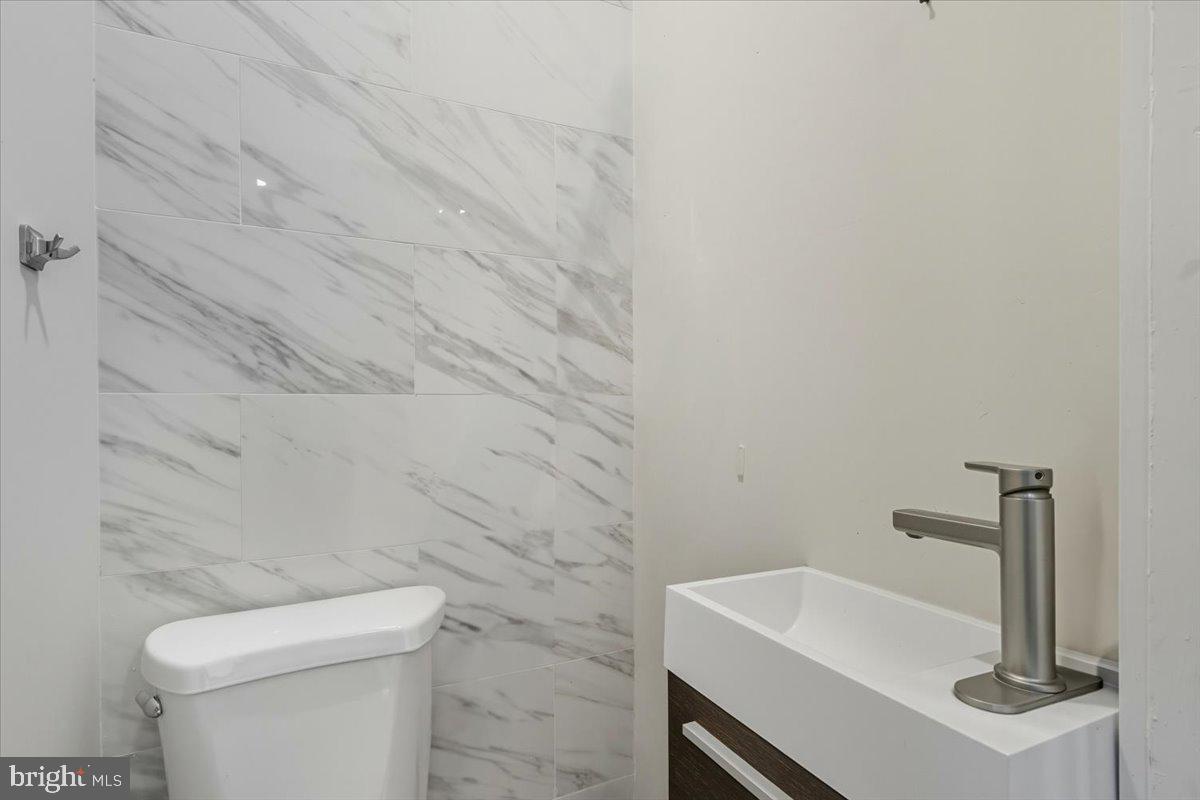 4110 Old Town Road Huntingtown, MD 20639 - Photo 14 of 64